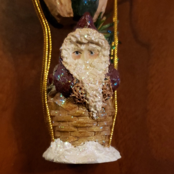 Belsnickel Santa Hot Air Ballon Ornament - Picture 2 of 7